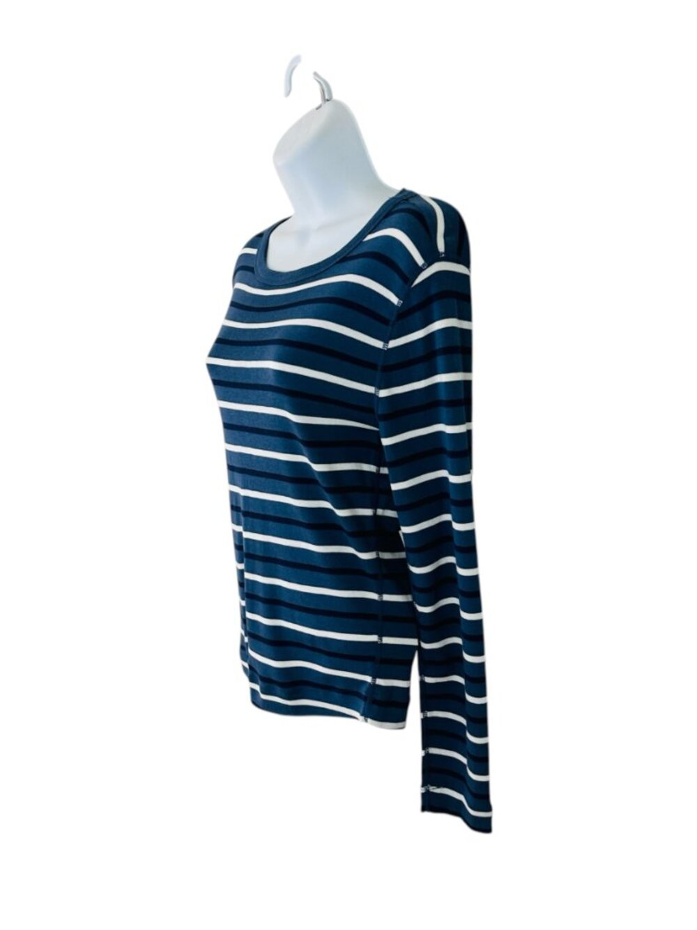 Three Dots Women's Size S Stripe Long Sleeve Crew Neck Blue White Knit Top NEW - Picture 3 of 8